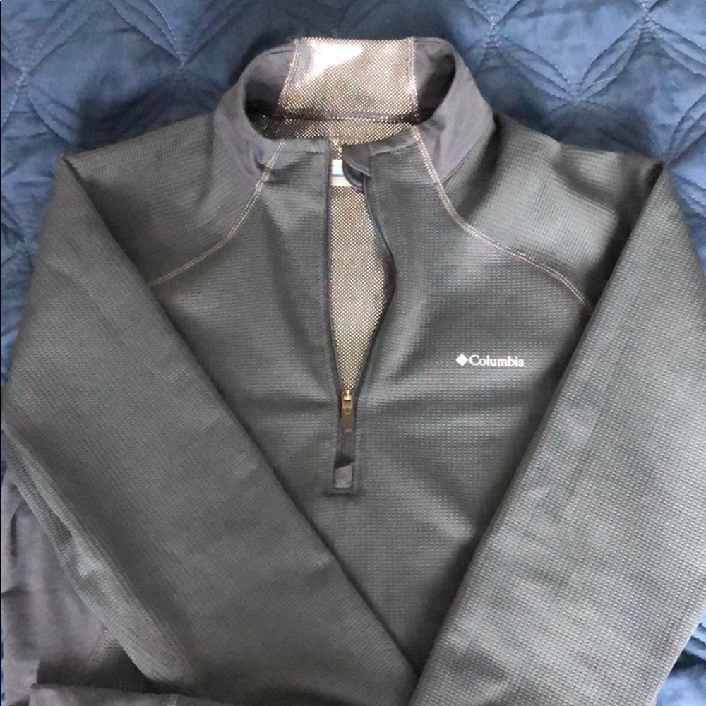 Columbia pullover